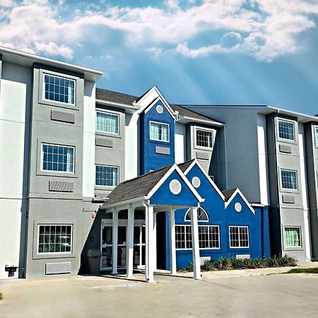 Microtel Inn & Suites By Wyndham Bluffs Council Bluffs Eksteriør billede