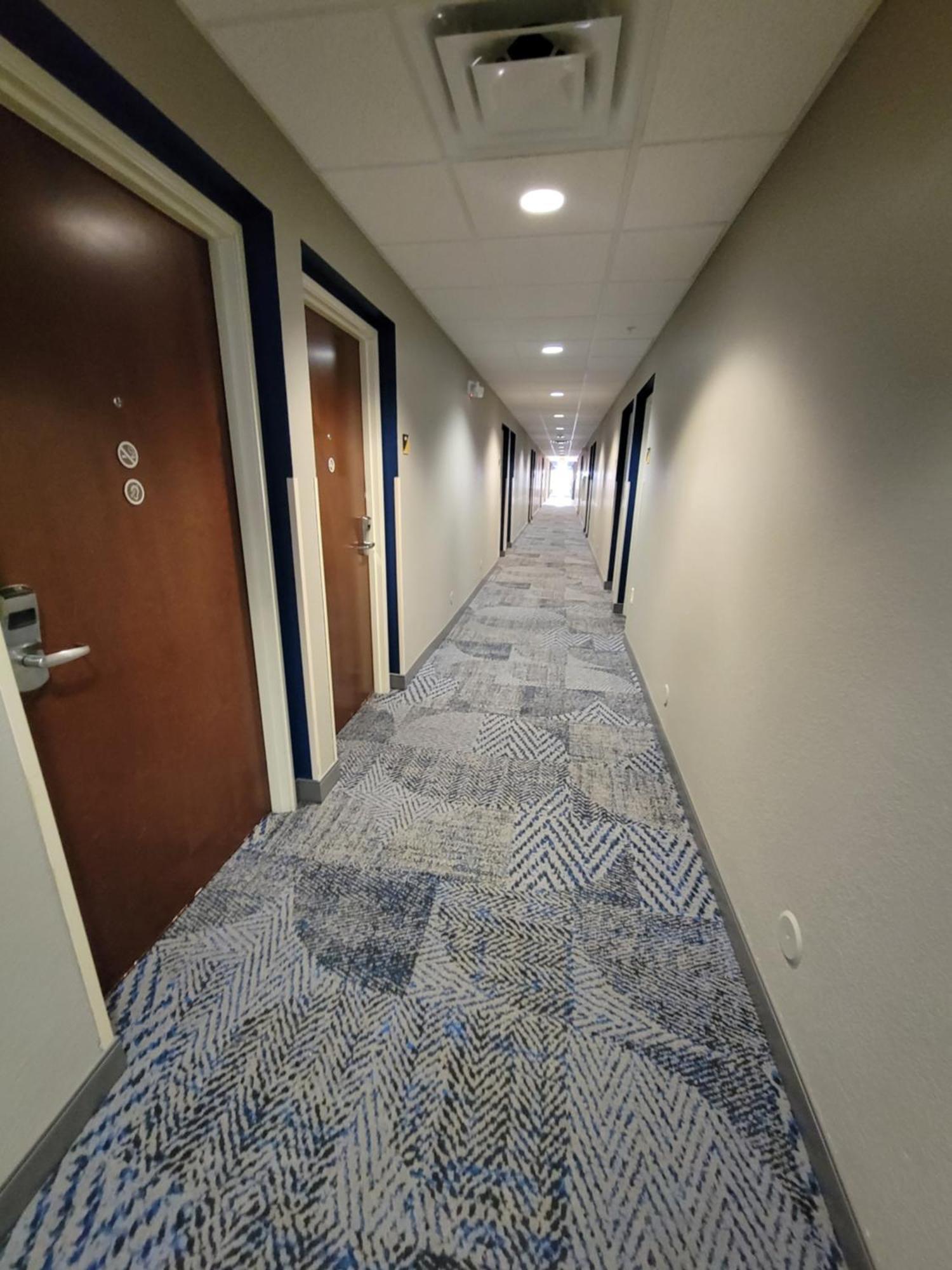 Microtel Inn & Suites By Wyndham Bluffs Council Bluffs Eksteriør billede