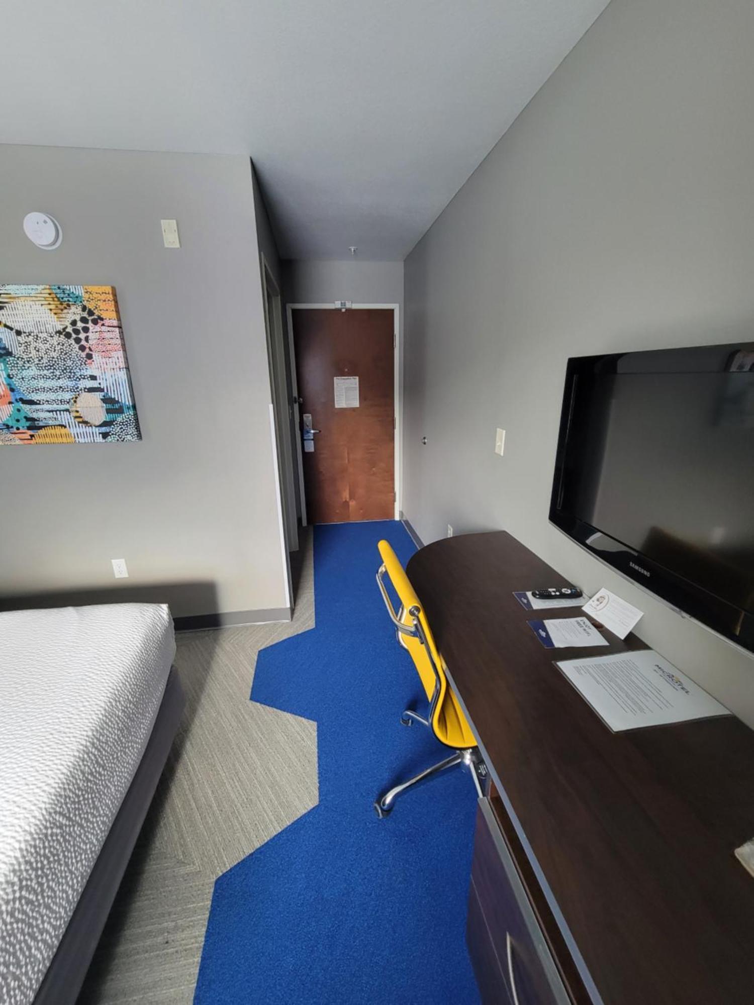 Microtel Inn & Suites By Wyndham Bluffs Council Bluffs Eksteriør billede